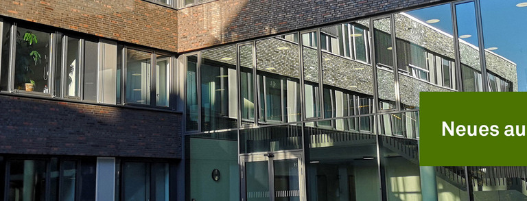 ITMC-Innenhof und Schriftzug "Neues aus dem ITMC"