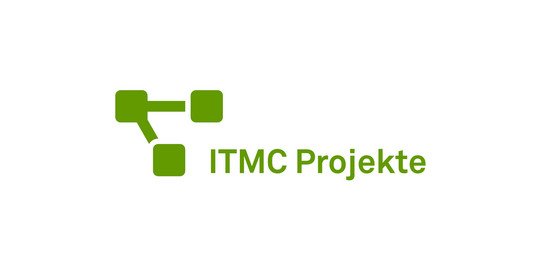 Verbundene grüne Quadrate neben Schriftzug ITMC Projekte